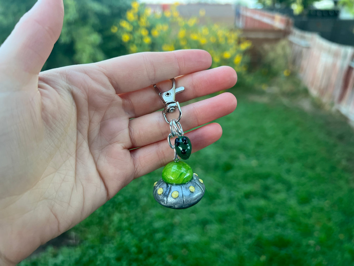 UFO and Alien-Head Keychain