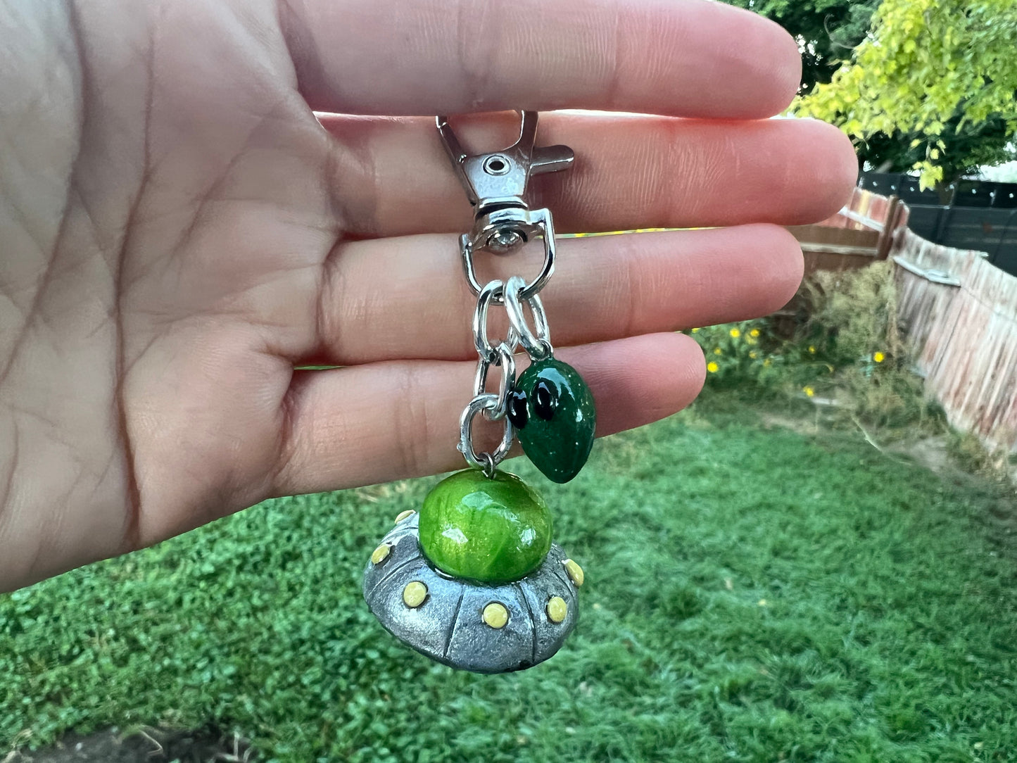 UFO and Alien-Head Keychain