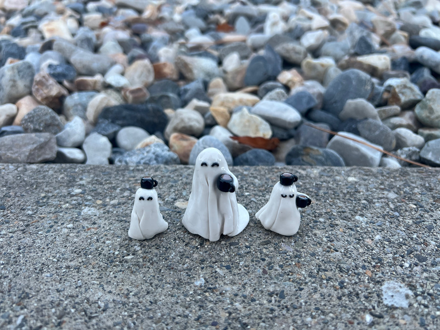 Spooky Ghost Desk Friends