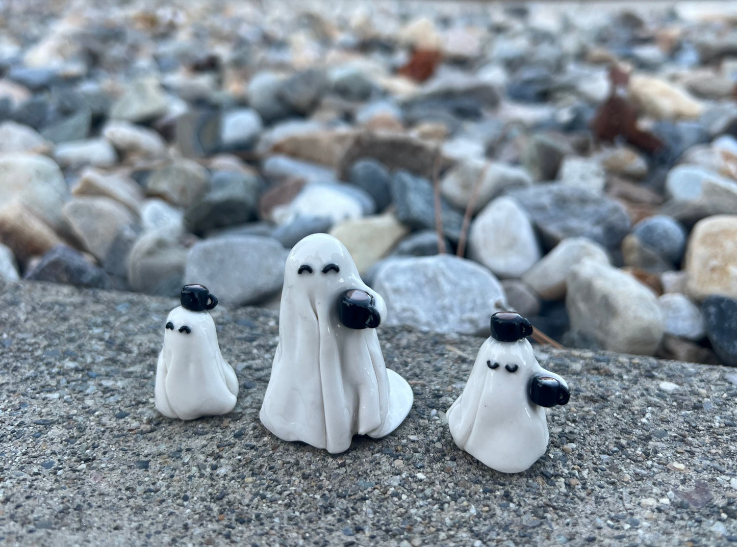 Spooky Ghost Desk Friends