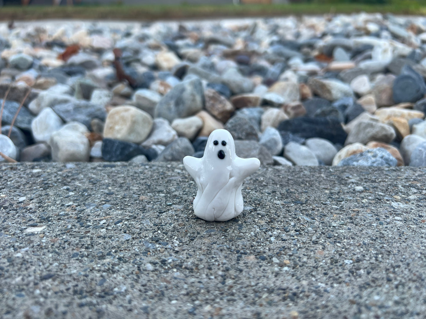Spooky Ghost Desk Friends